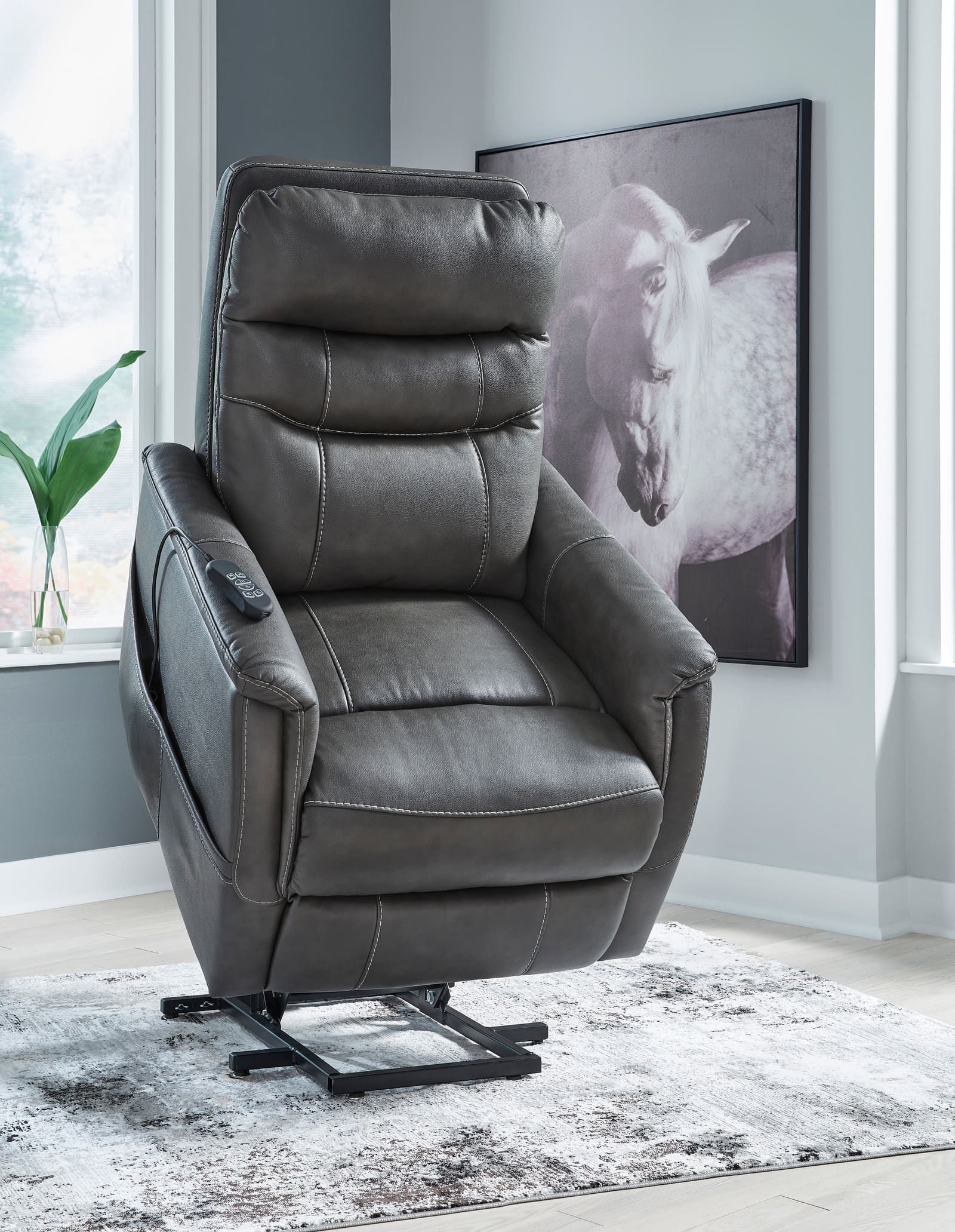 6390912 Lift Chair (Heat/Massage)