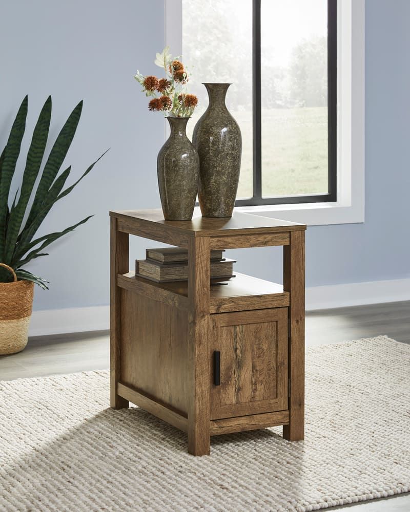 T190-117 - End Table