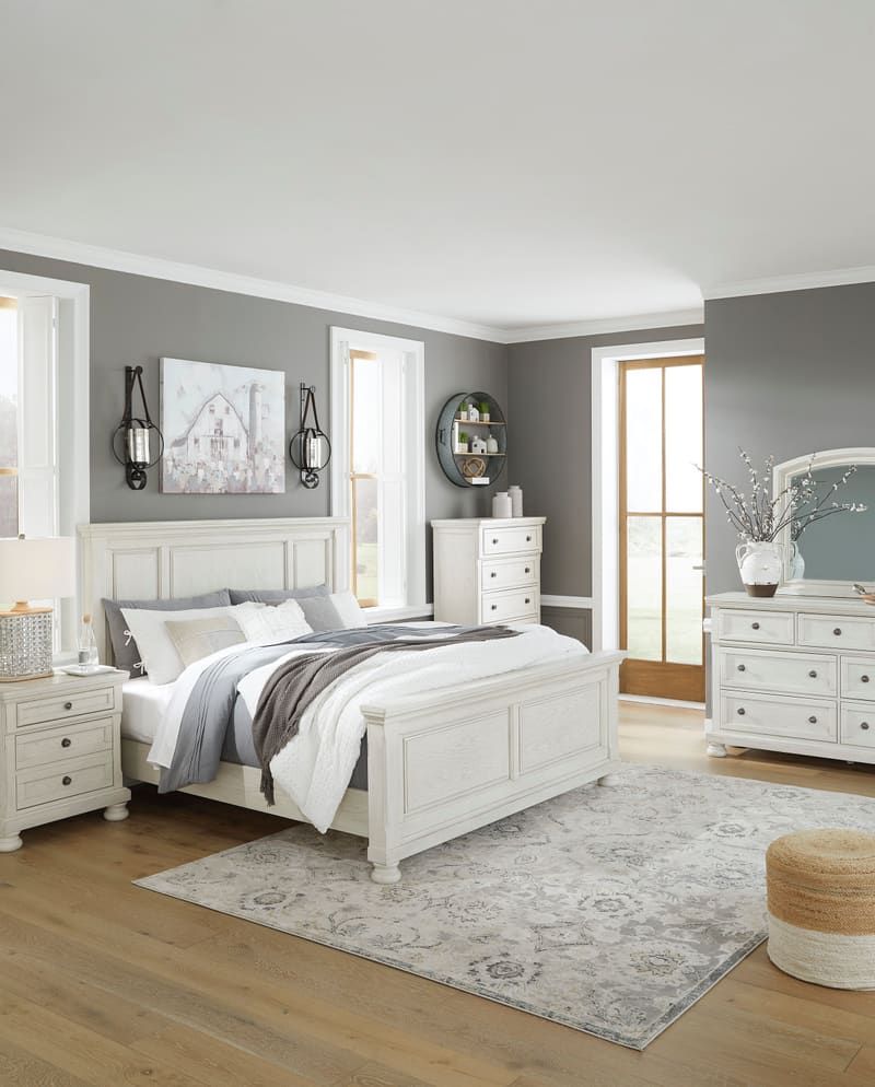 B742 - 5pc Bedroom Set, Queen & King